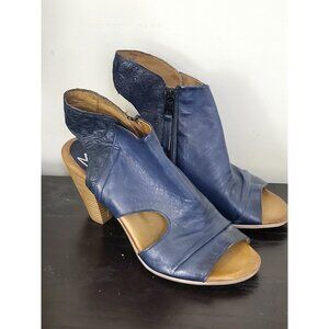 Miz Mooz navy leather peep-toe heeled sandals. Size 39 (US size 8)
